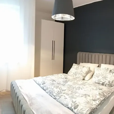 Apartmán 42 *