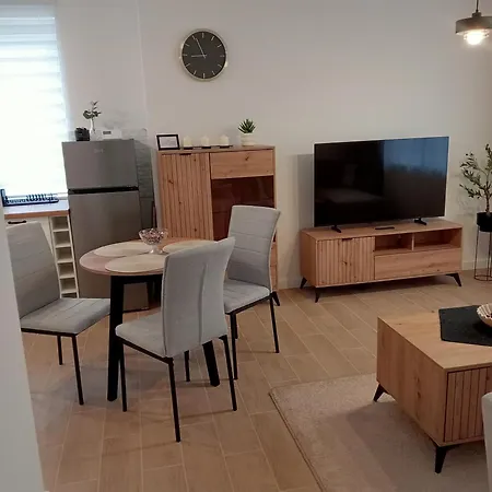 42 Apartmán *
